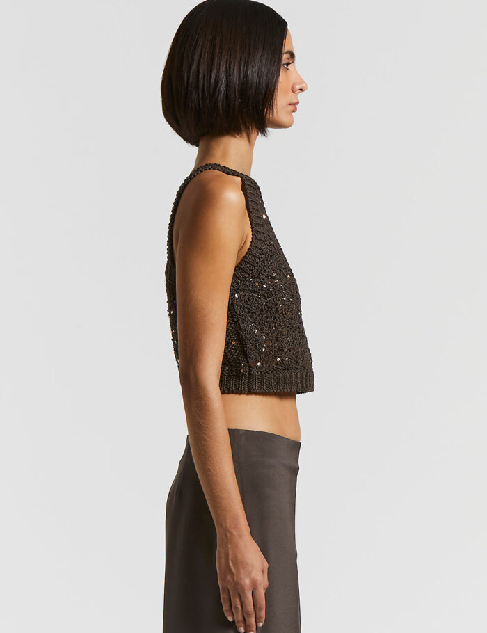 E98181F03R_B9117_B52_2