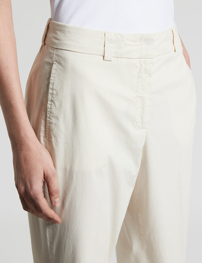 P04680T3_00800_042_4