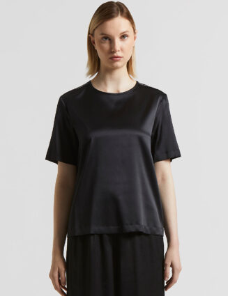 Peserico - Shiny stretch silk satin T-shirt - Black